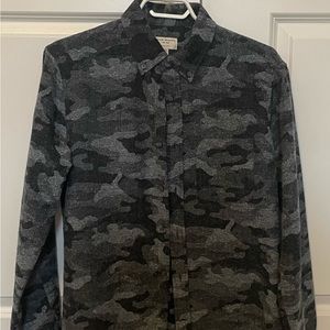 Mens Club Monaco button down shirt